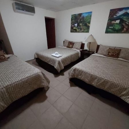 Hotel Villa Angelo Манагуа Екстериор снимка