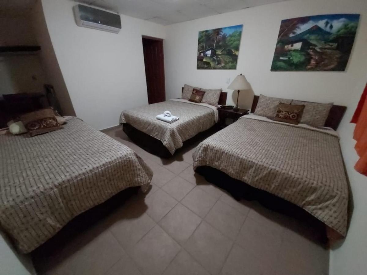 Hotel Villa Angelo Манагуа Екстериор снимка